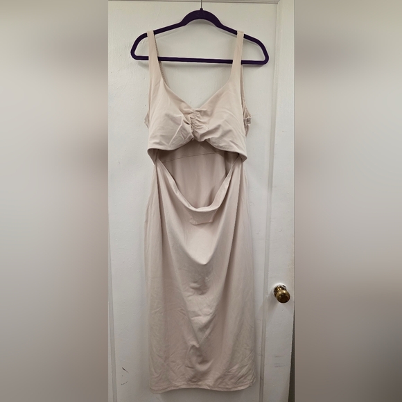 aerie Dresses & Skirts - OFFLINE by Aerie Real Me XTRA Scoop Neck Ruched Dress NWT XXL